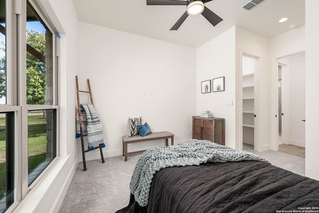 24351 Tres Arroyos, San Antonio, TX 78255