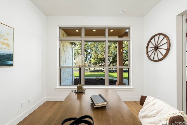 24351 Tres Arroyos, San Antonio, TX 78255