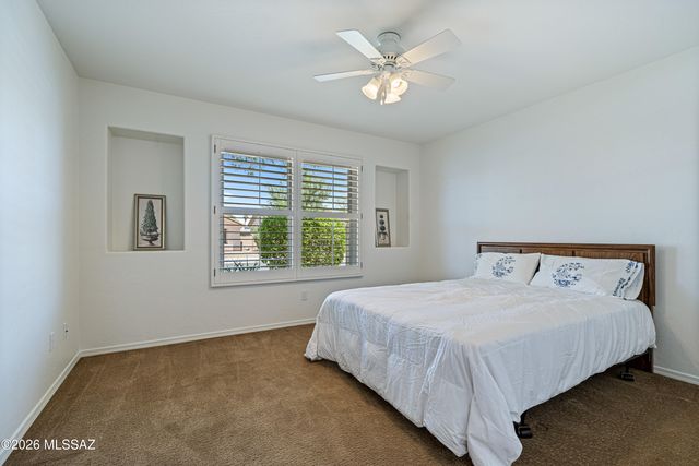 7703 W Talavera Way, Tucson, AZ 85743