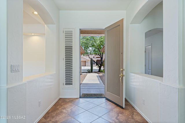 7703 W Talavera Way, Tucson, AZ 85743