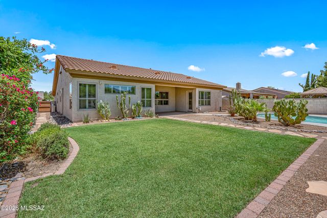 7703 W Talavera Way, Tucson, AZ 85743