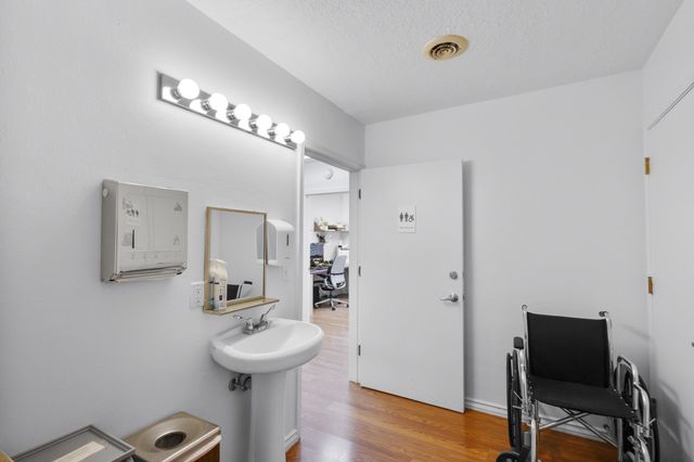 111 Sandoval Road SW, Los Lunas, NM 87031