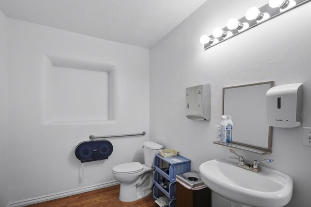 111 Sandoval Road SW, Los Lunas, NM 87031