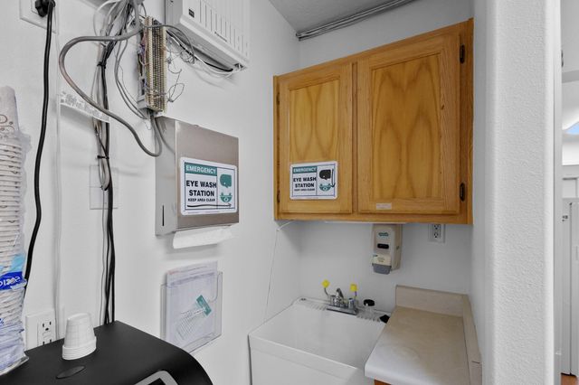 111 Sandoval Road SW, Los Lunas, NM 87031