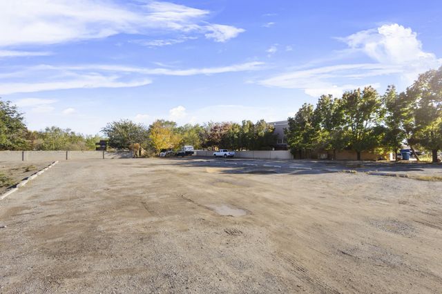 111 Sandoval Road SW, Los Lunas, NM 87031