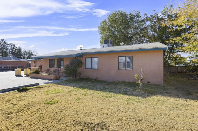 111 Sandoval Road SW, Los Lunas, NM 87031