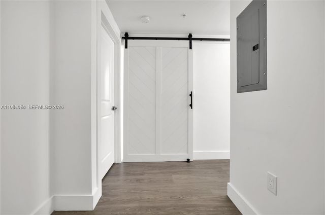 1620 NW 18th St 104, Miami, FL 33125