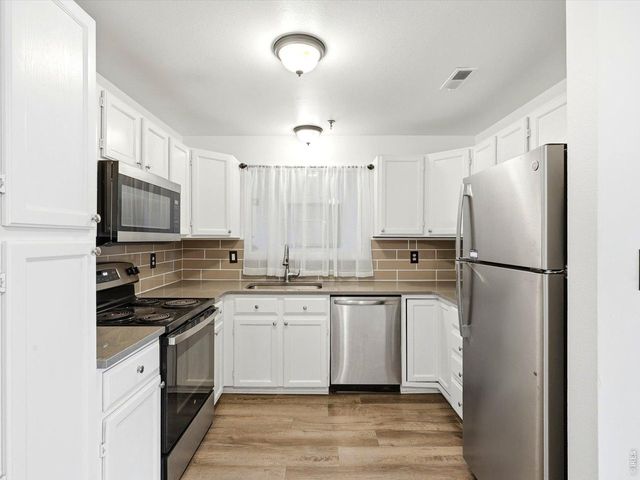 50 19th Ave 30, Longmont, CO 80501