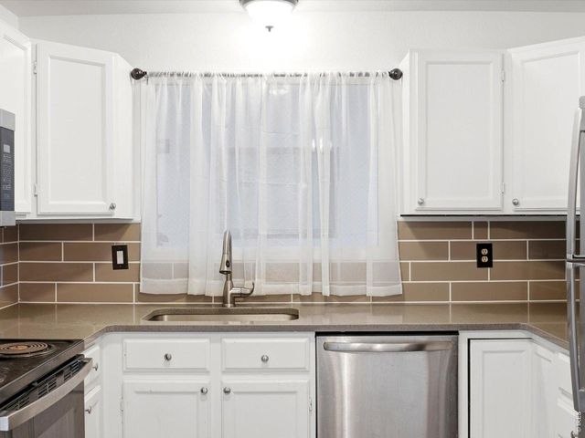 50 19th Ave 30, Longmont, CO 80501