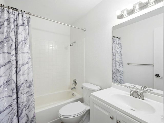 50 19th Ave 30, Longmont, CO 80501