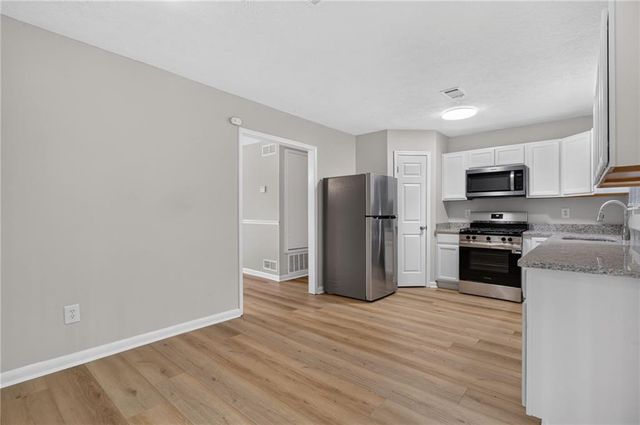 5975 Dart Drive, Lithonia, GA 30058