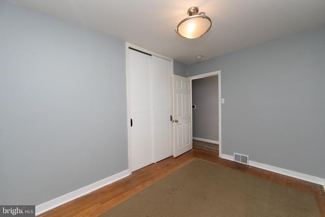 108 W HENRY ST, Palmyra, NJ 08065