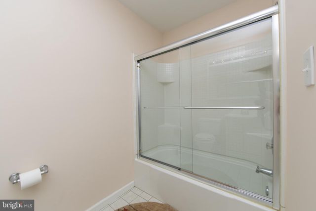 108 W HENRY ST, Palmyra, NJ 08065