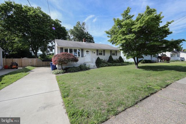 108 W HENRY ST, Palmyra, NJ 08065