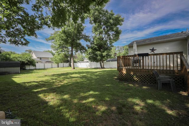 108 W HENRY ST, Palmyra, NJ 08065