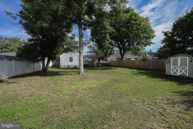 108 W HENRY ST, Palmyra, NJ 08065