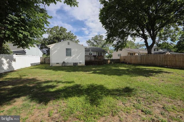 108 W HENRY ST, Palmyra, NJ 08065