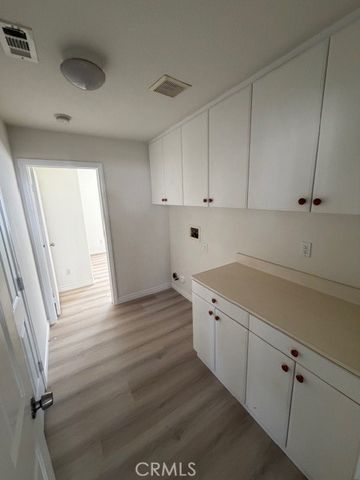 724 Grassy Meadow Drive, San Jacinto, CA 92582