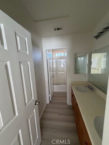 724 Grassy Meadow Drive, San Jacinto, CA 92582