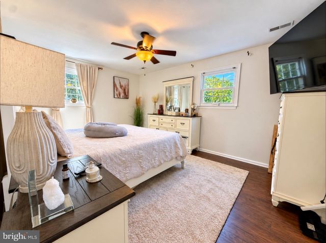 340 RIDGE AVE, Blackwood, NJ 08012