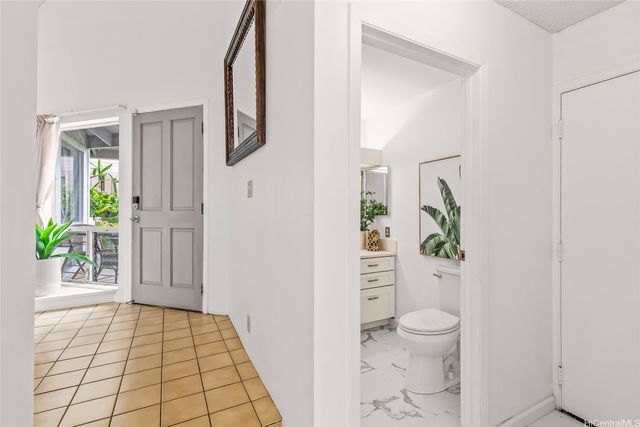 1479 Kanapuu Drive, Kailua, HI 96734