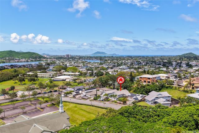 1479 Kanapuu Drive, Kailua, HI 96734