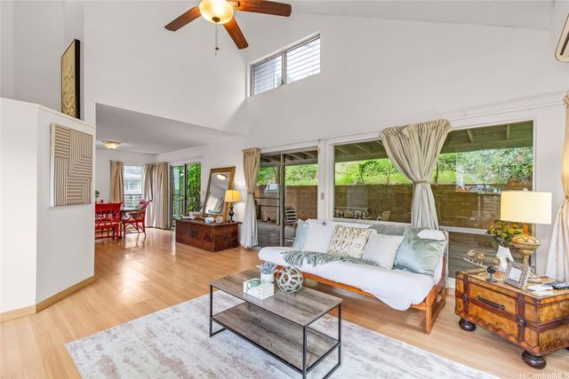 1479 Kanapuu Drive, Kailua, HI 96734