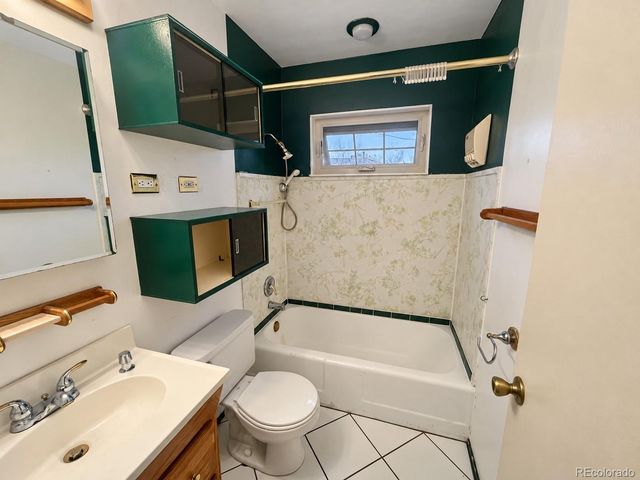 9211 Lillian Lane, Thornton, CO 80229