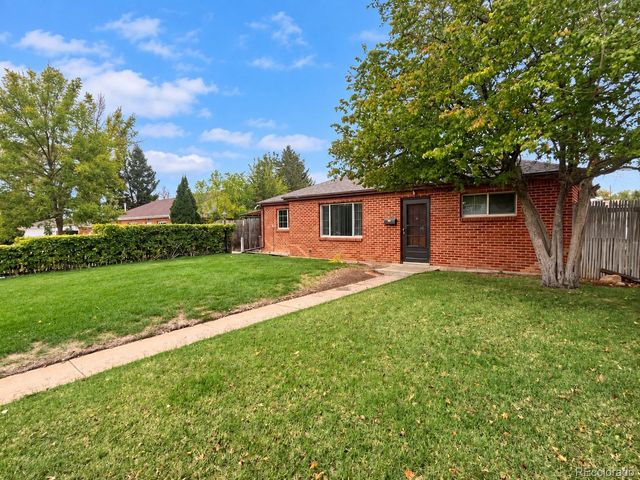 9211 Lillian Lane, Thornton, CO 80229