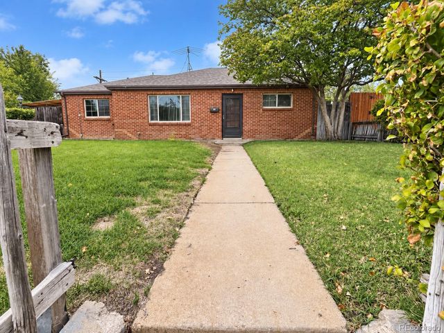 9211 Lillian Lane, Thornton, CO 80229