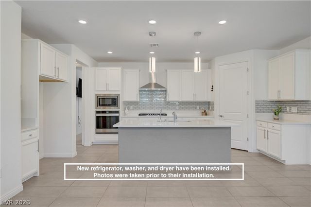 2014 Millergrove Avenue, North Las Vegas, NV 89086