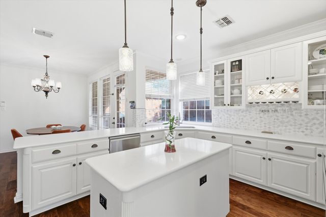 444 Avalon Lane, Coppell, TX 75019