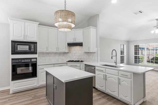 7820 Heritage Palms Trail, Mckinney, TX 75070