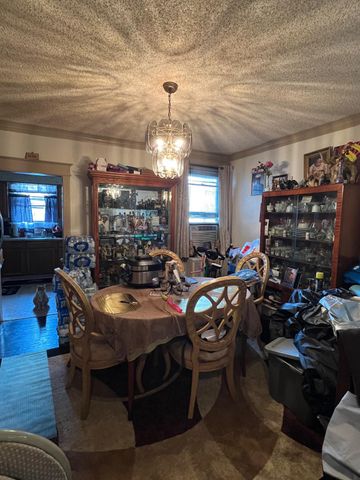 561 W ABBOTTSFORD AVE, Philadelphia, PA 19144