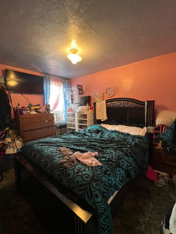 561 W ABBOTTSFORD AVE, Philadelphia, PA 19144