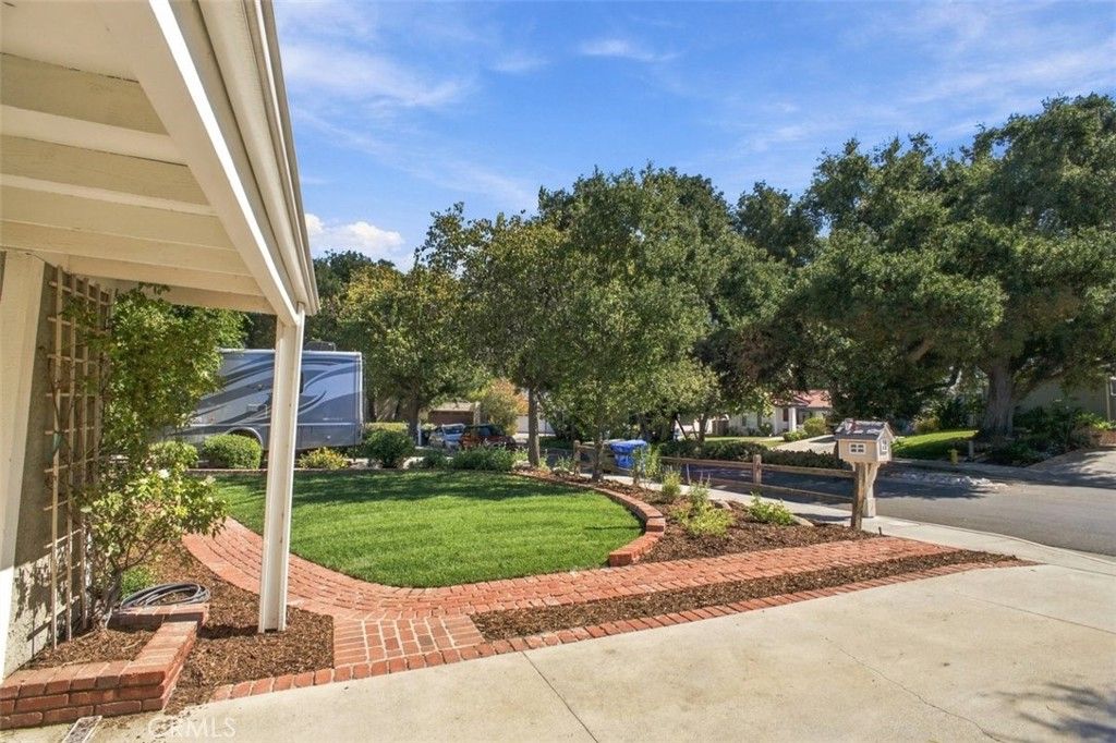 23341 Alamos Lane, Newhall, CA 91321 — photo 3