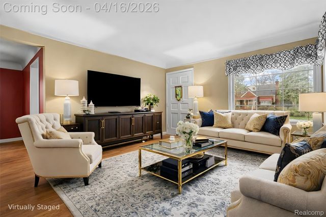 21330 Caledonia Avenue, Hazel Park, MI 48030