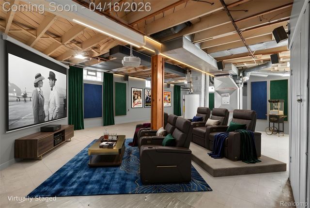 21330 Caledonia Avenue, Hazel Park, MI 48030