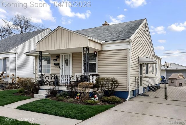 21330 Caledonia Avenue, Hazel Park, MI 48030