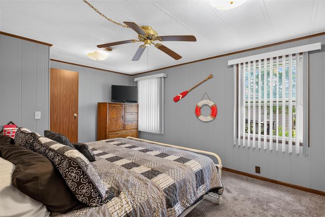 2550 Dardy Drive, Brooklyn, MI 49230