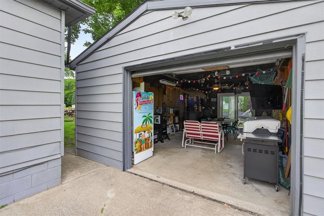 2550 Dardy Drive, Brooklyn, MI 49230