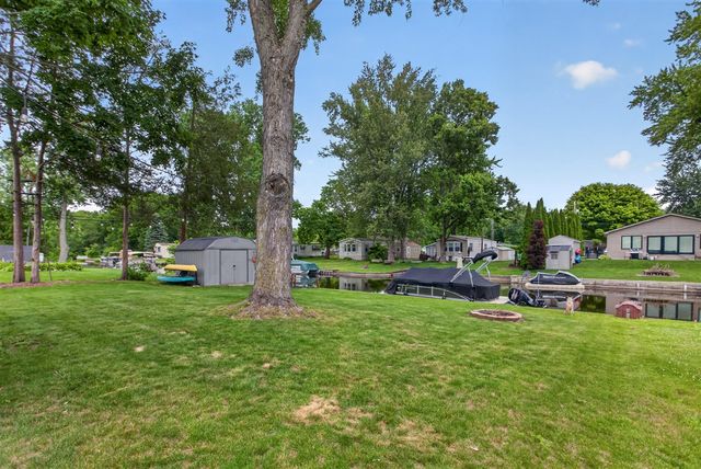 2550 Dardy Drive, Brooklyn, MI 49230