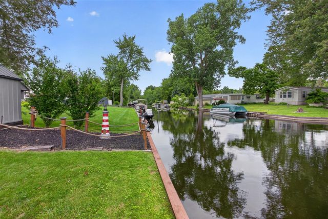 2550 Dardy Drive, Brooklyn, MI 49230