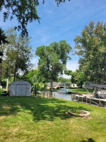2550 Dardy Drive, Brooklyn, MI 49230