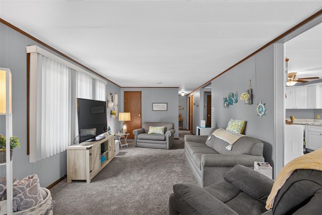 2550 Dardy Drive, Brooklyn, MI 49230