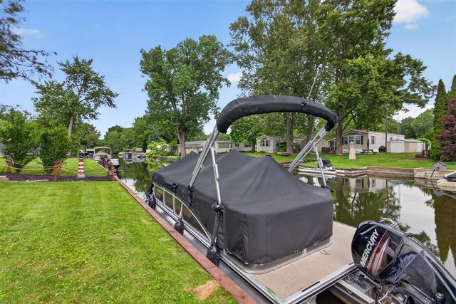 2550 Dardy Drive, Brooklyn, MI 49230