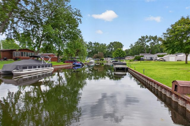 2550 Dardy Drive, Brooklyn, MI 49230