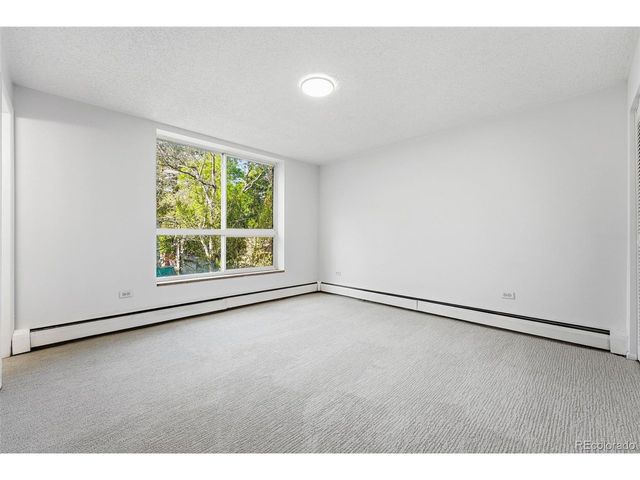 1050 N Lafayette St 307, Denver, CO 80218