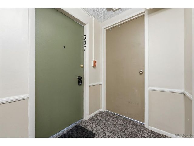 1050 N Lafayette St 307, Denver, CO 80218