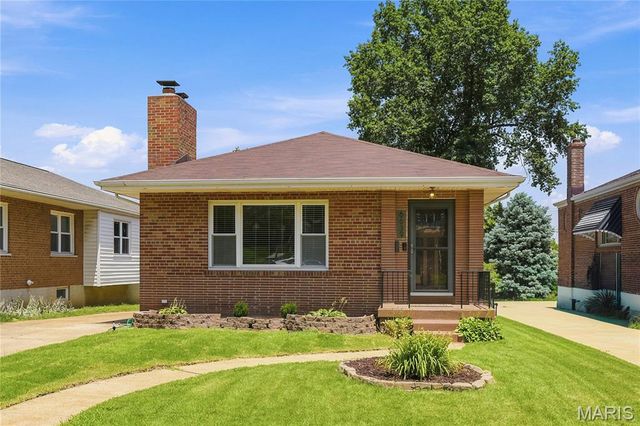 6639 Marquette Avenue, St Louis, MO 63139